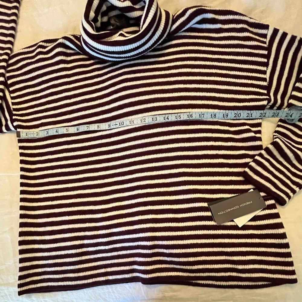 French Connection Sweater - Picture 6 of 7